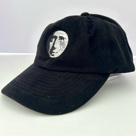 Hat - Picture 9 of 10